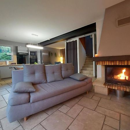 Entre Lac Et Montagne, Chaleureuse Maison 3 Pieces Avec Tres Belle Vue Lac D'Annecy. Terrasse, Jardin, Parking, Cheminee, Barbecue …. 생조리오즈 외부 사진