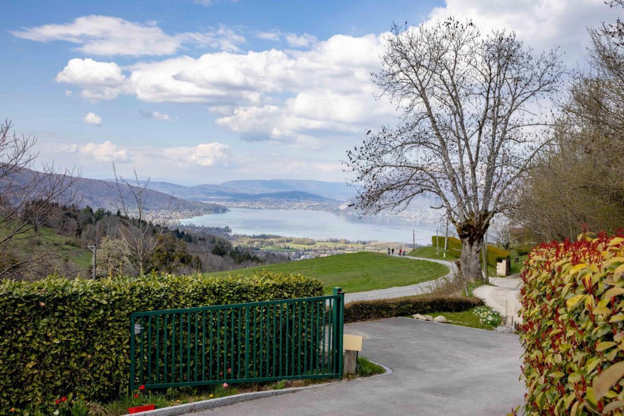 Entre Lac Et Montagne, Chaleureuse Maison 3 Pieces Avec Tres Belle Vue Lac D'Annecy. Terrasse, Jardin, Parking, Cheminee, Barbecue …. 생조리오즈 외부 사진