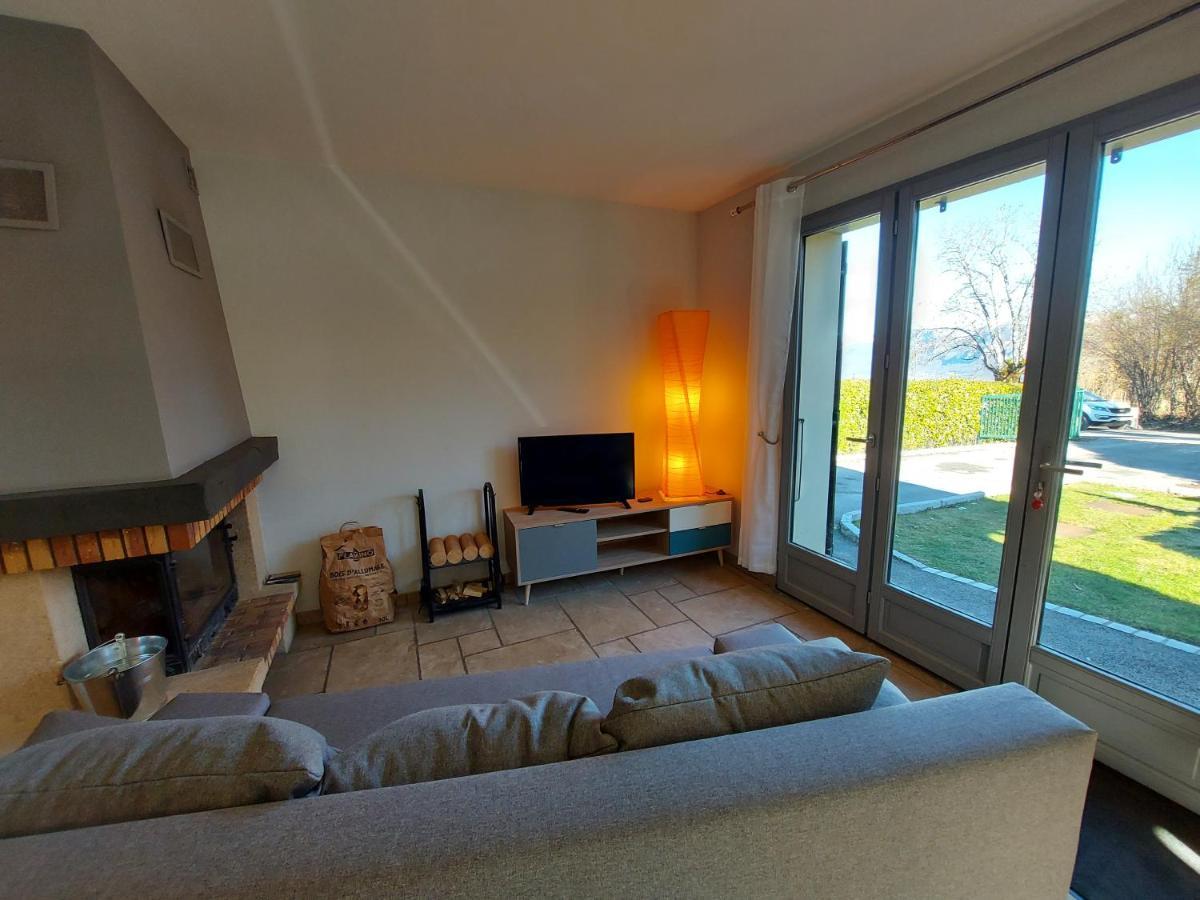 Entre Lac Et Montagne, Chaleureuse Maison 3 Pieces Avec Tres Belle Vue Lac D'Annecy. Terrasse, Jardin, Parking, Cheminee, Barbecue …. 생조리오즈 외부 사진