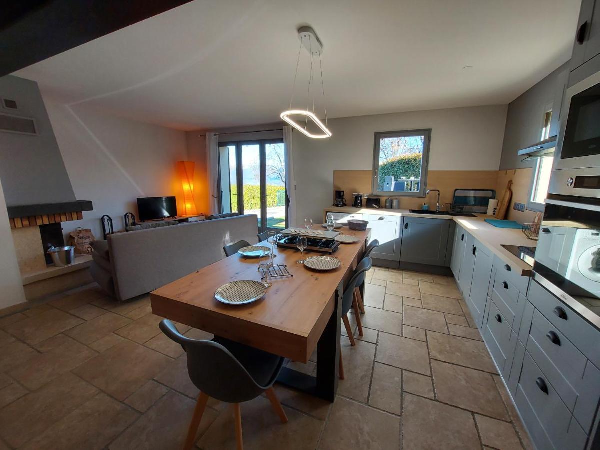 Entre Lac Et Montagne, Chaleureuse Maison 3 Pieces Avec Tres Belle Vue Lac D'Annecy. Terrasse, Jardin, Parking, Cheminee, Barbecue …. 생조리오즈 외부 사진