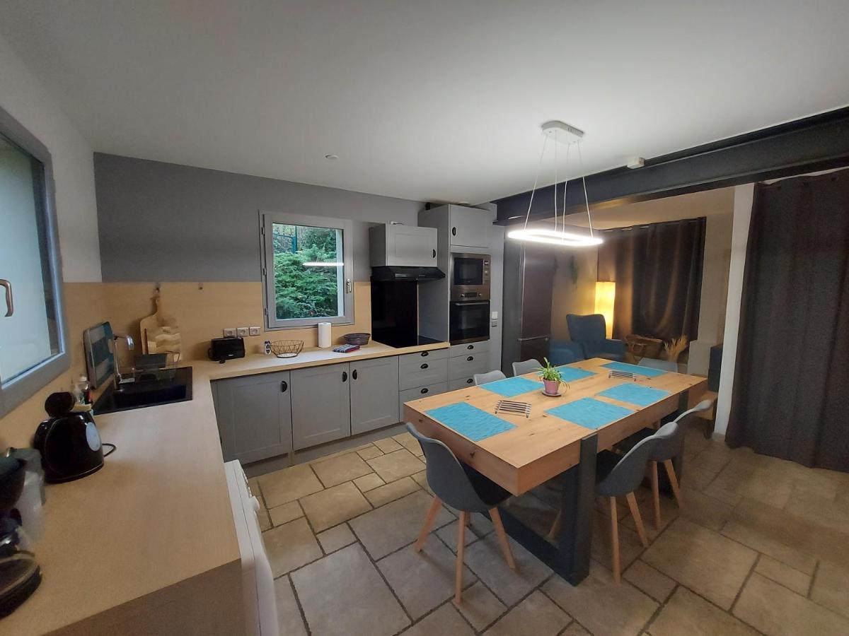 Entre Lac Et Montagne, Chaleureuse Maison 3 Pieces Avec Tres Belle Vue Lac D'Annecy. Terrasse, Jardin, Parking, Cheminee, Barbecue …. 생조리오즈 외부 사진