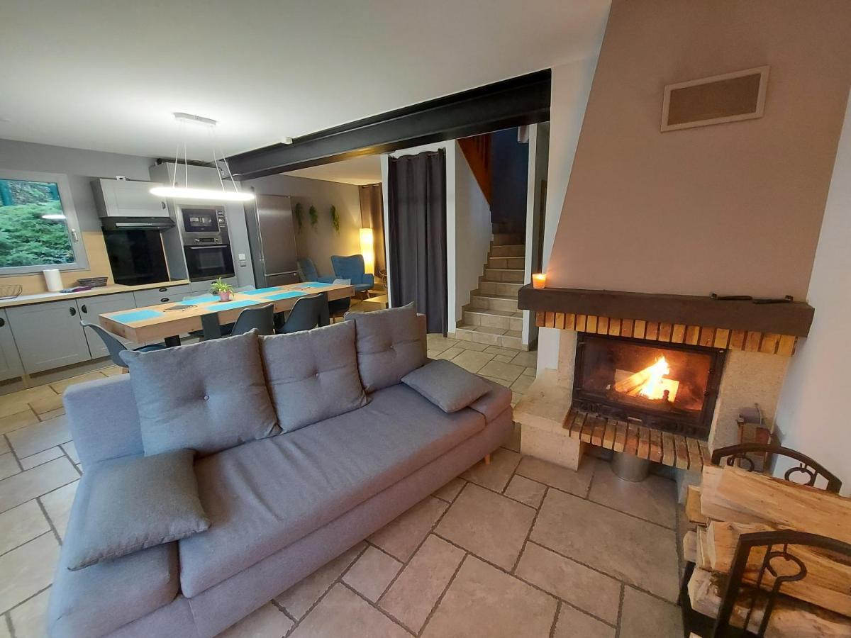Entre Lac Et Montagne, Chaleureuse Maison 3 Pieces Avec Tres Belle Vue Lac D'Annecy. Terrasse, Jardin, Parking, Cheminee, Barbecue …. 생조리오즈 외부 사진
